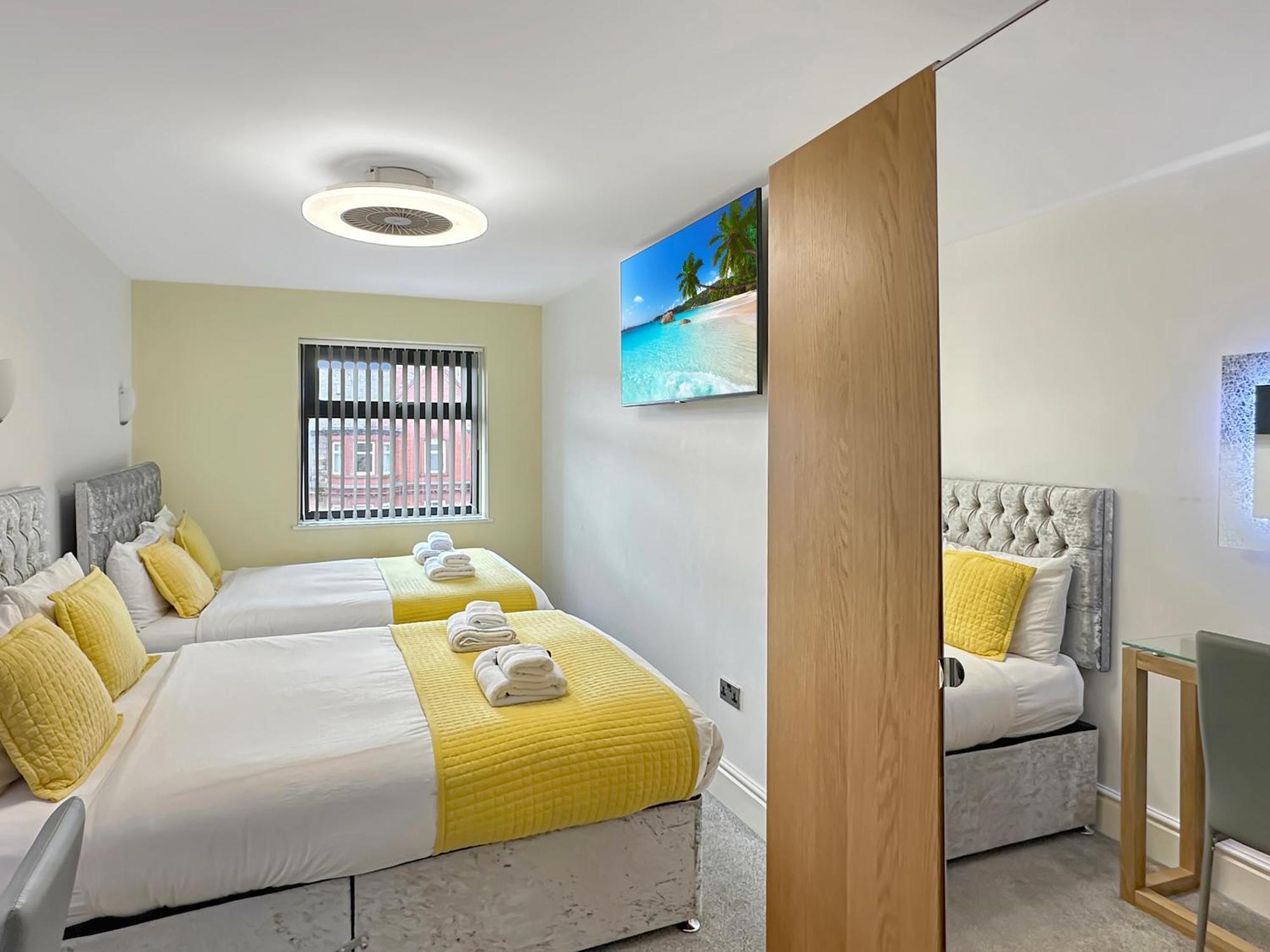 Granada Apartments Berkeley Блекпул Екстериор снимка
