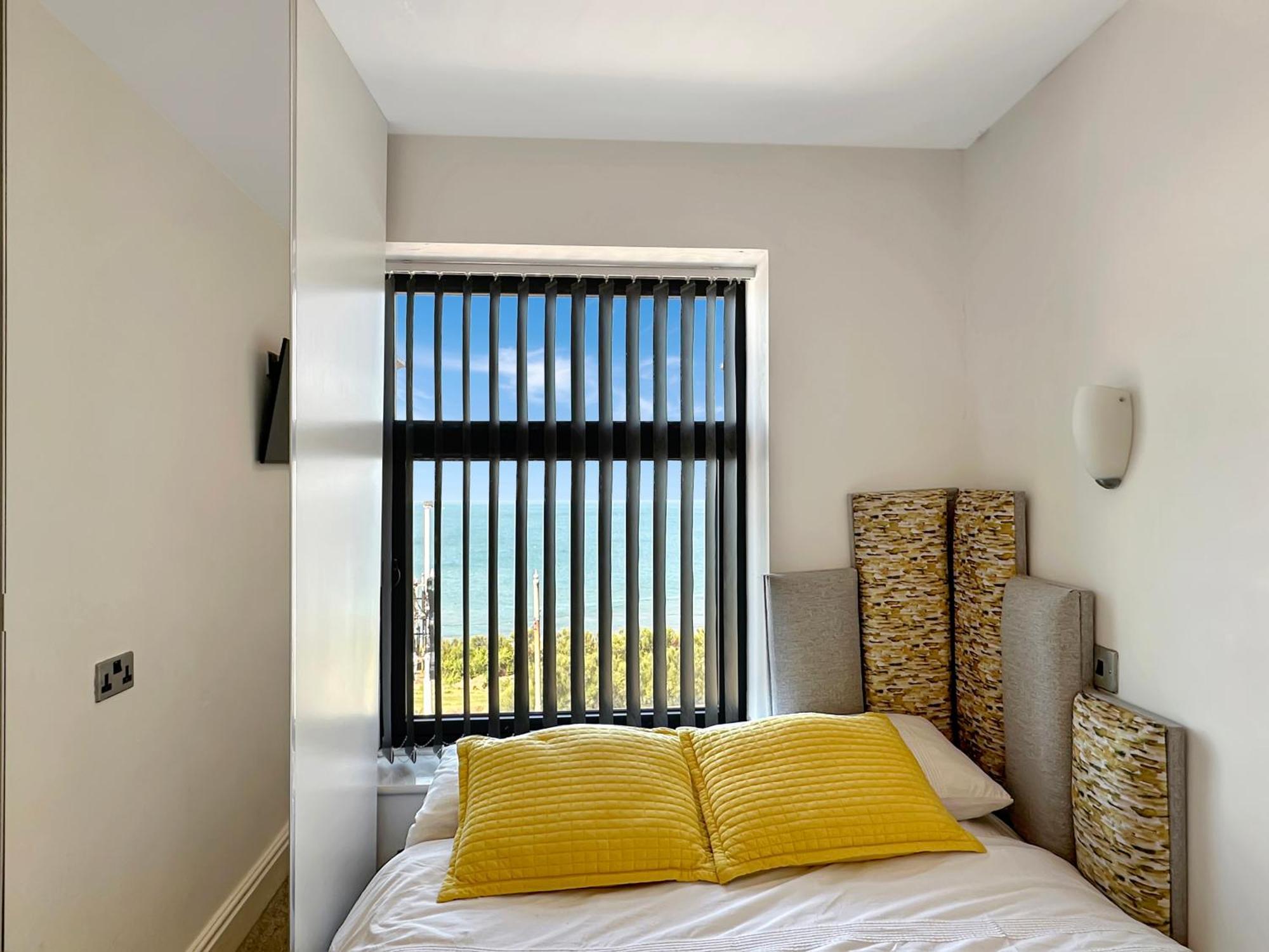 Granada Apartments Berkeley Блекпул Екстериор снимка