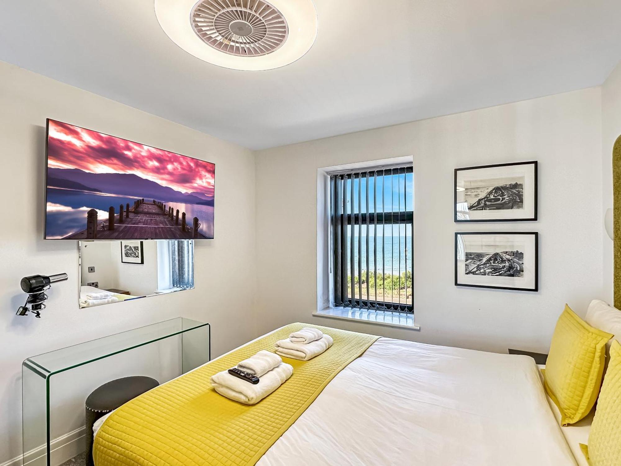 Granada Apartments Berkeley Блекпул Екстериор снимка